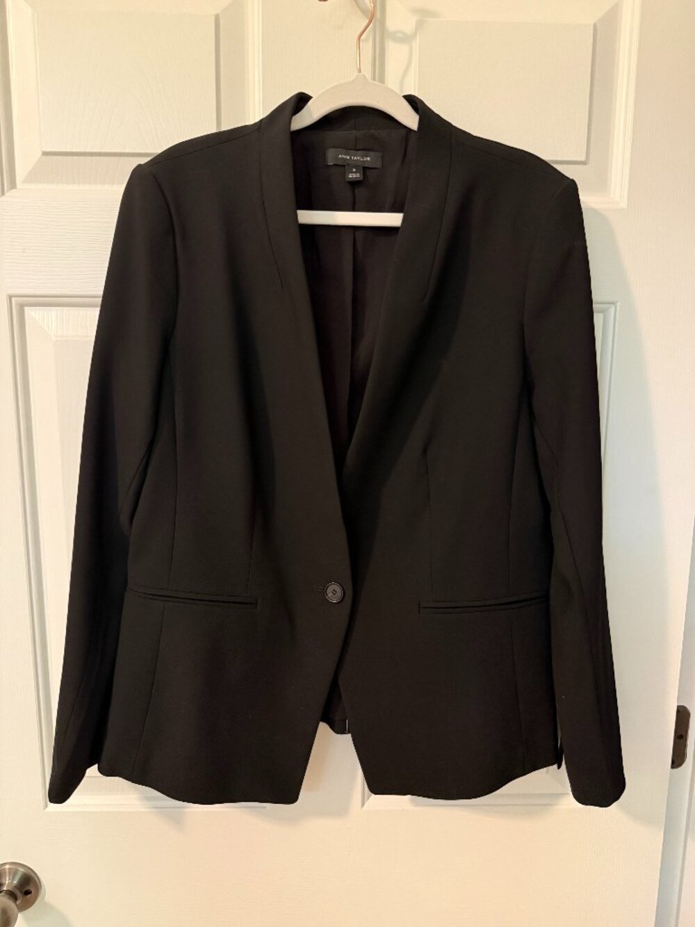 Ann Taylor Black 2-Piece Suit Set (Collarless Blazer + High Rise Eva Pants) 14